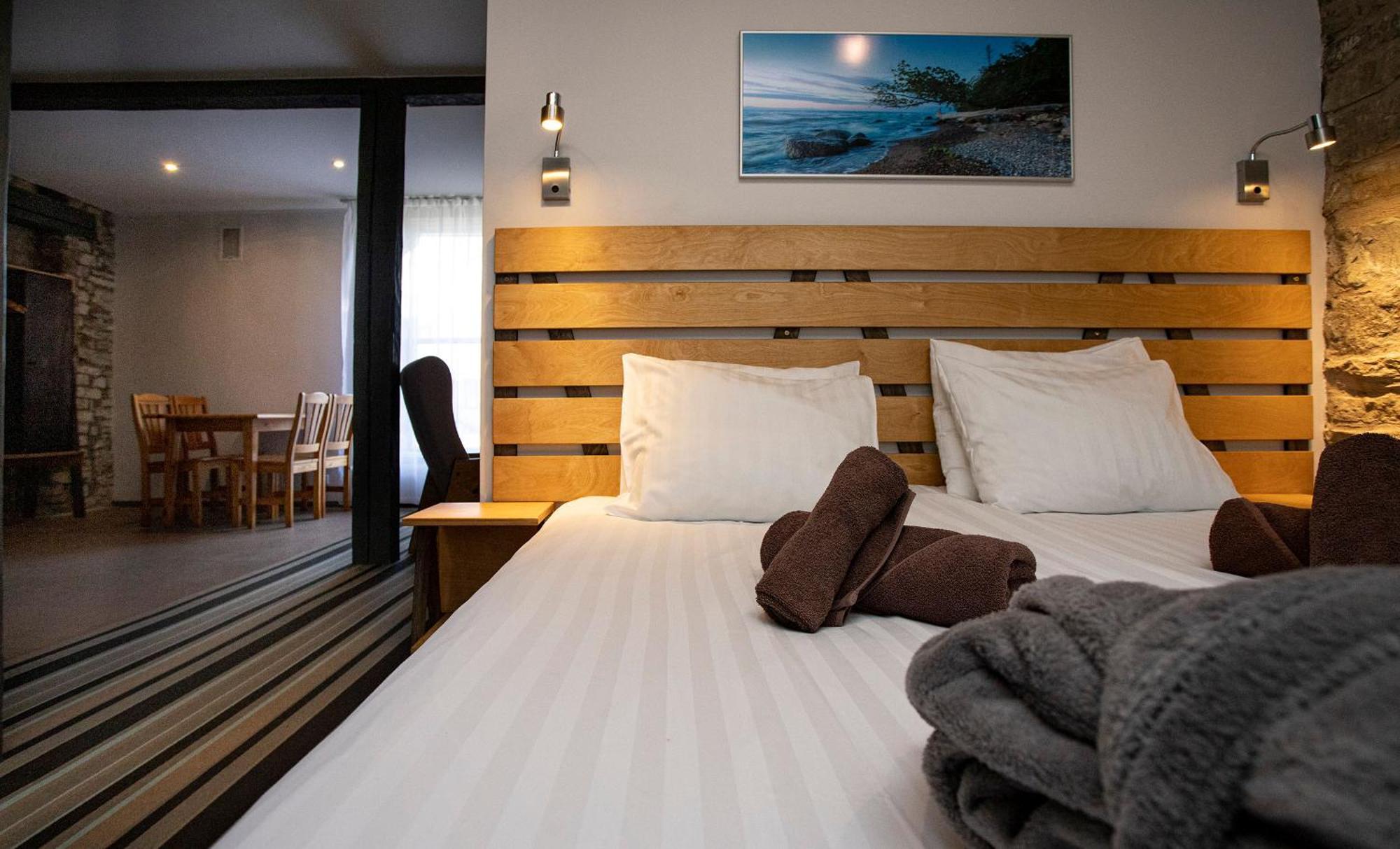 Johan Design & Spa Hotel Kuressaare Zimmer foto